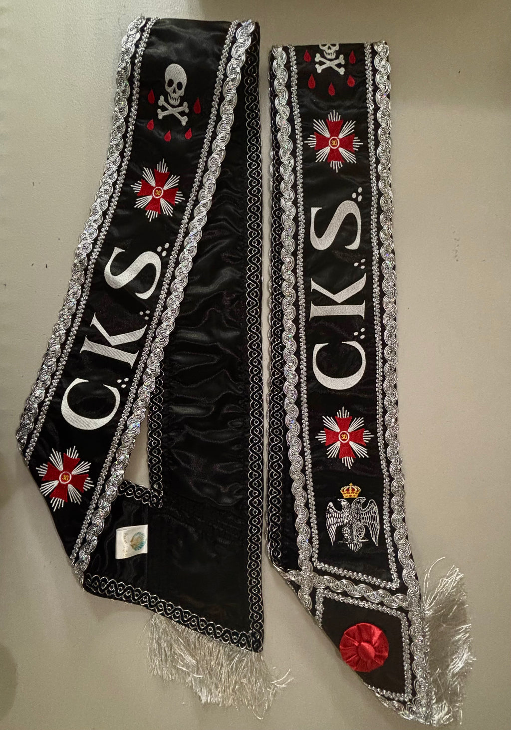 Banda Masónica de Grado 30° – Caballero Kadosh