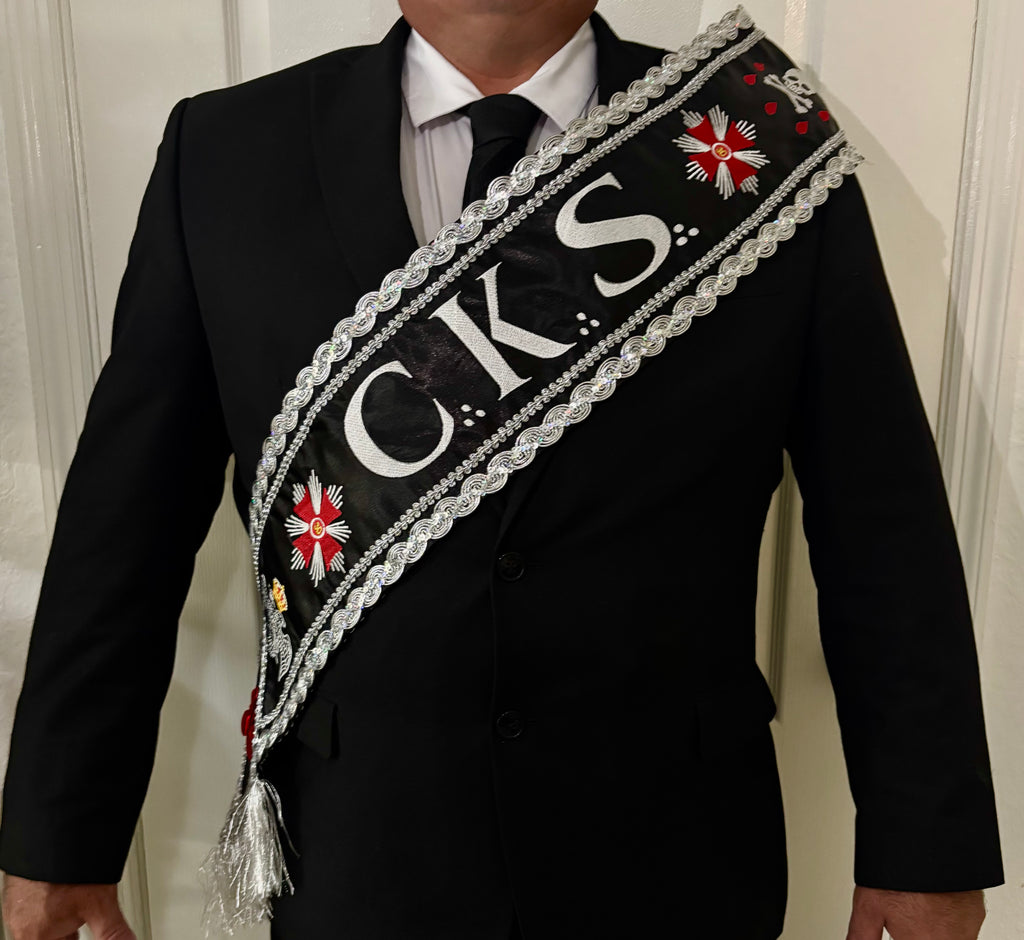 Banda Masónica de Grado 30° – Caballero Kadosh