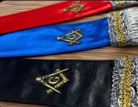 Marcadores de Biblias con Emblema Masónico